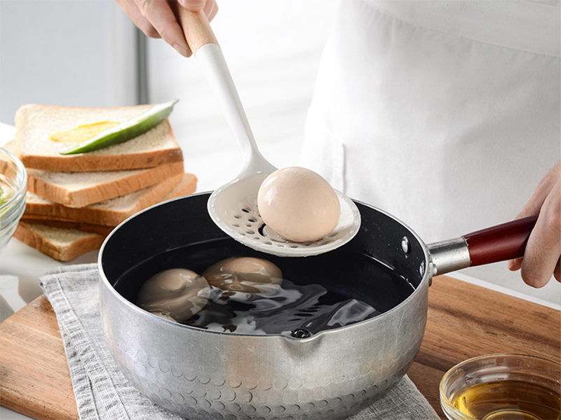 05better-cook-2022-new-style-hot-sale--healthy-silicon--and-light-wood-handle-high-temprature-resist-non-stick---조리기구 세트--소쿠리 여과기